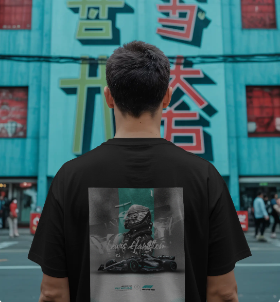 LEWIS HAMILTON GRAPHIC OVERSIZED T-SHIRT