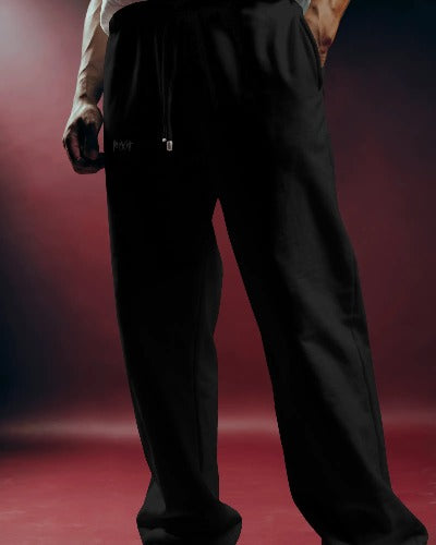 "PREMIUM BLACK SWEATPANTS UNISEX"